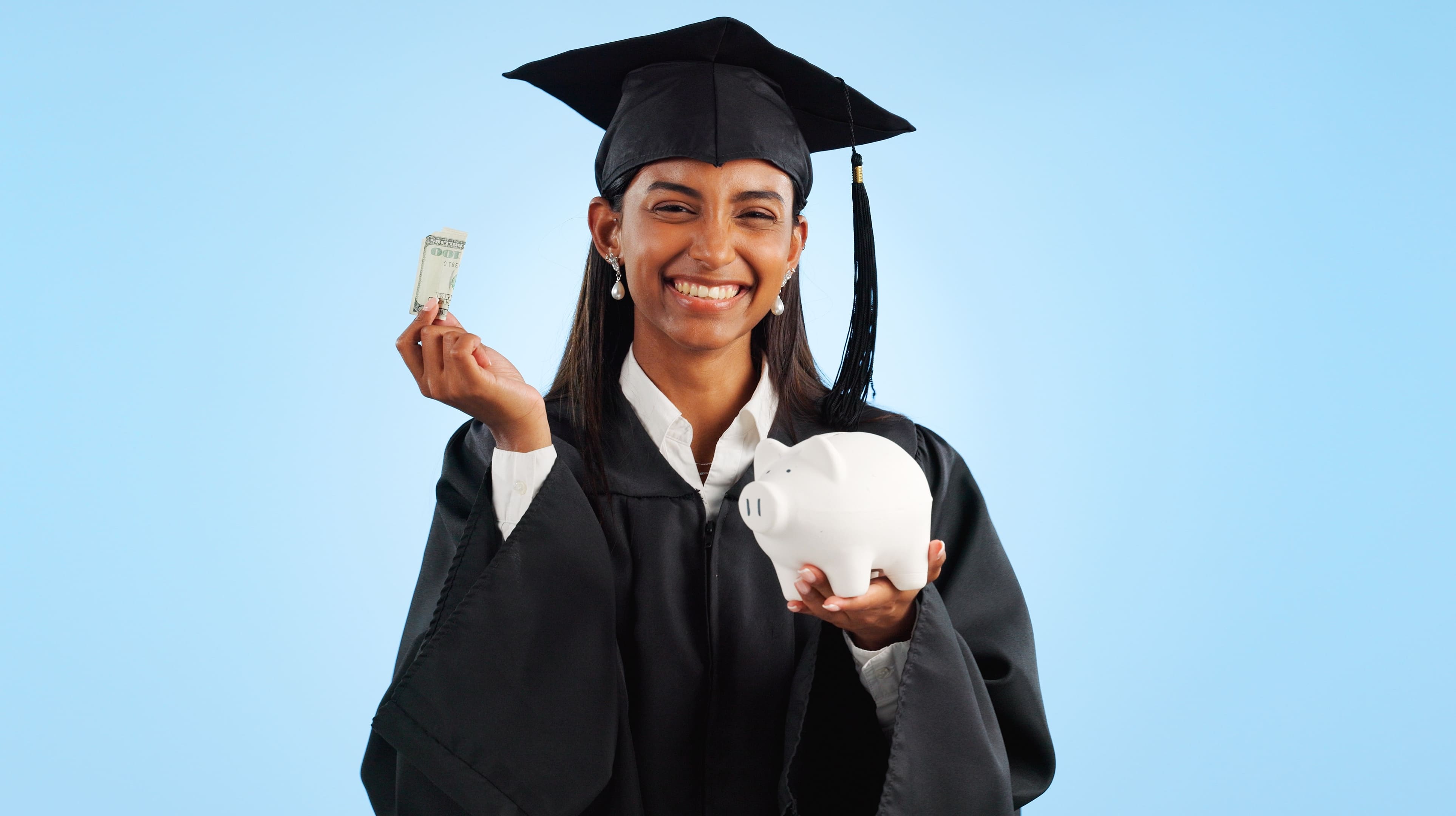 Financial tips for students studying in Dubai