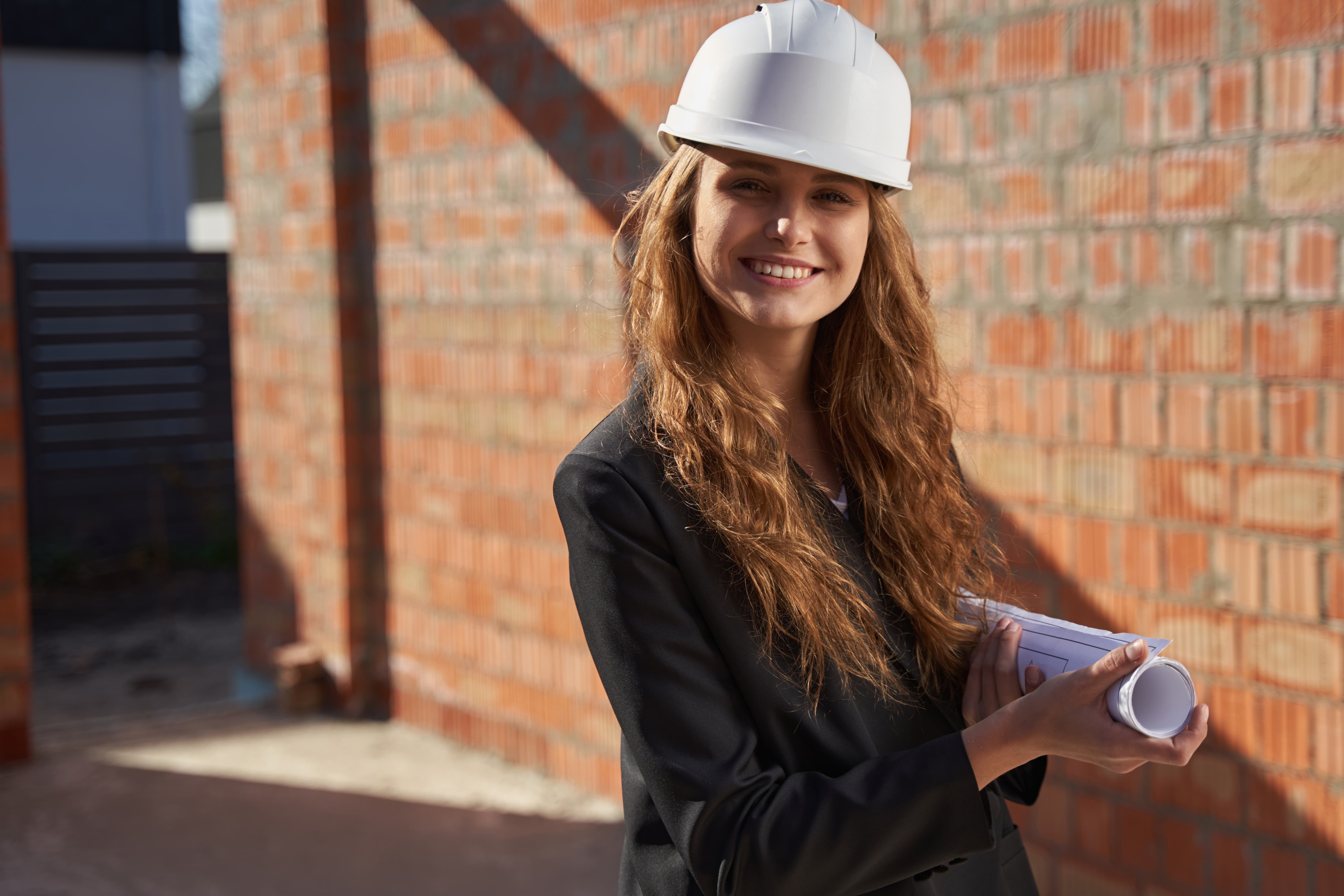 Build a successful career in construction project management